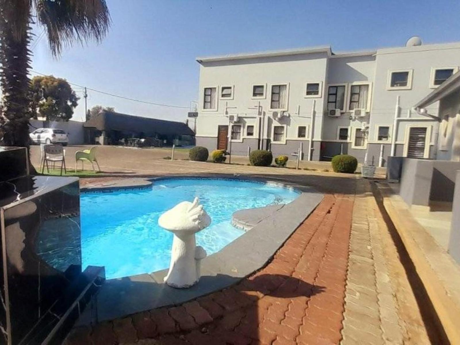ורייניחן Lifestyle Lodge Hotel מראה חיצוני תמונה
