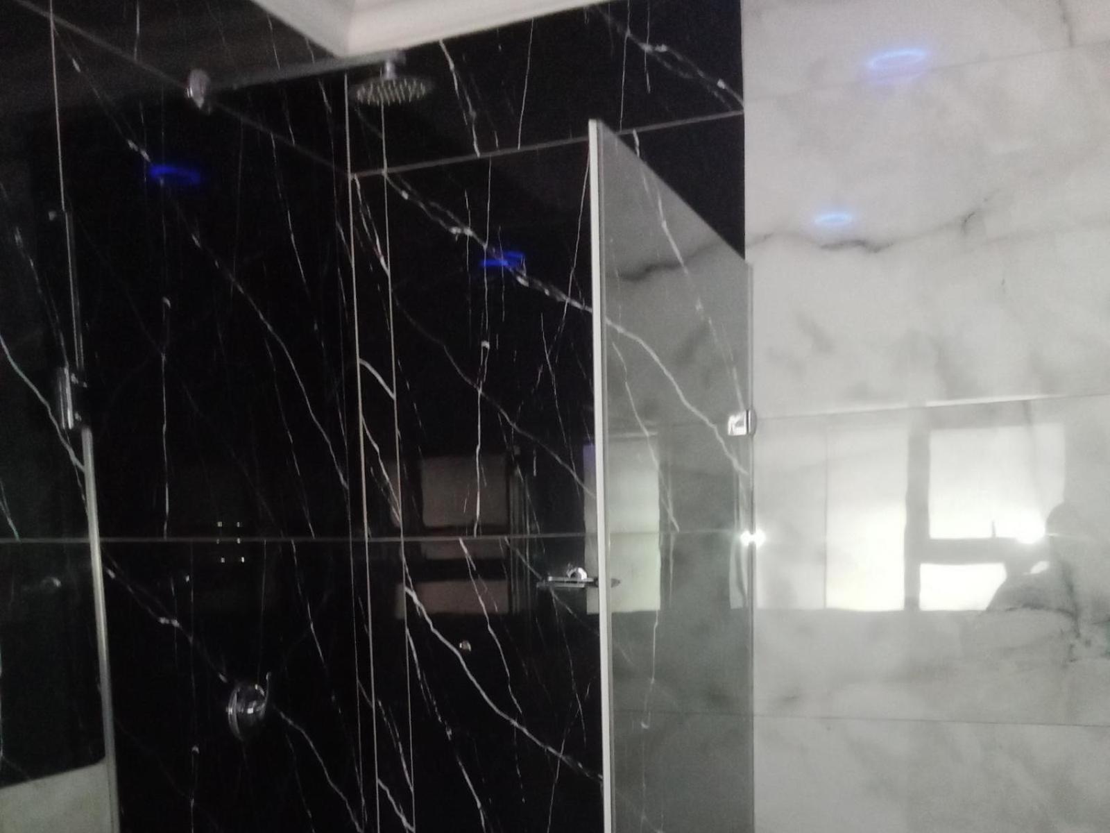 ורייניחן Lifestyle Lodge Hotel חדר תמונה